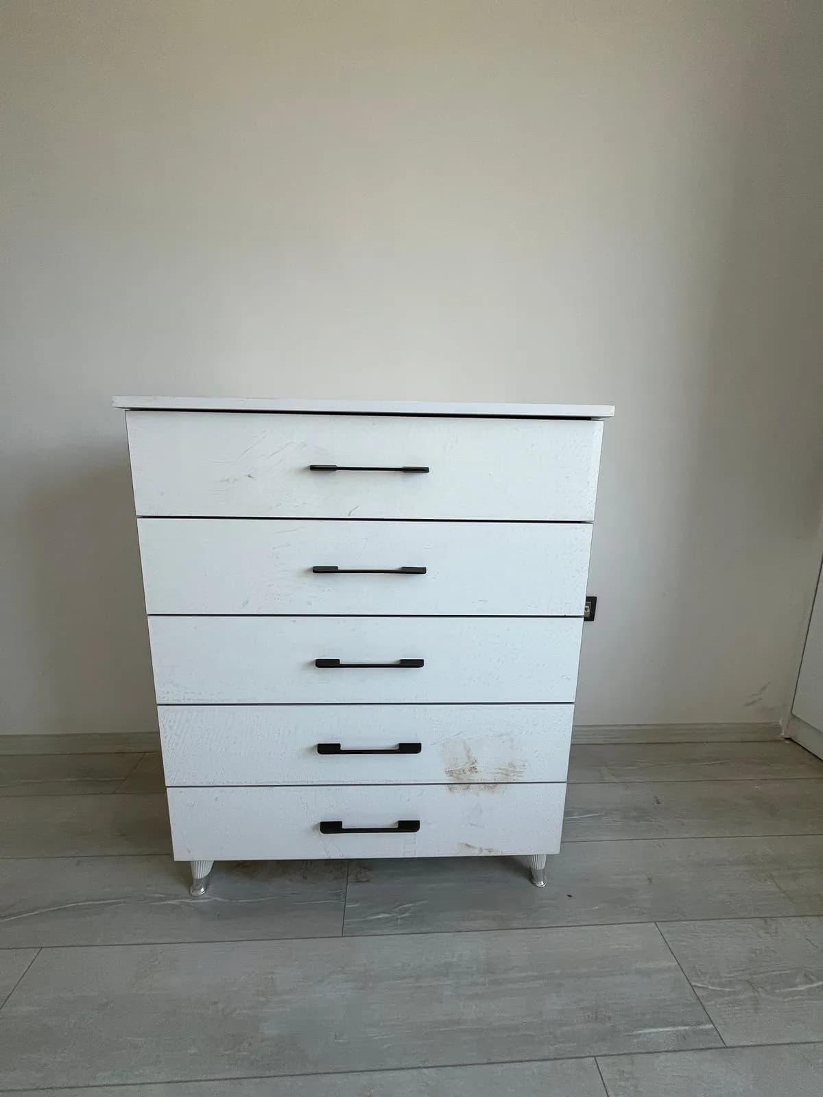 Kayseri beş çekmeceli beyaz şifonyer